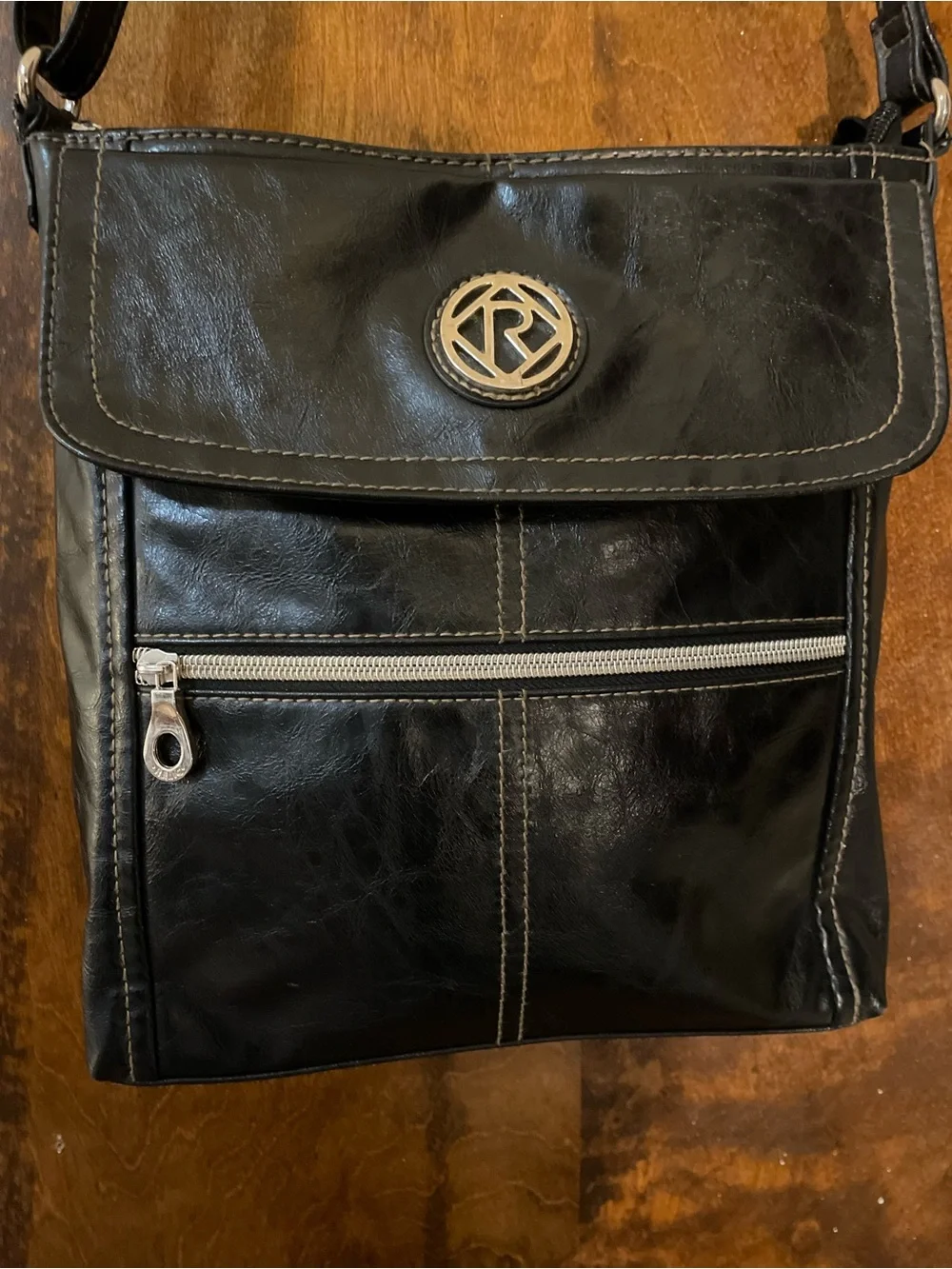 Relic Black Crossbody Bag with Logo Accent